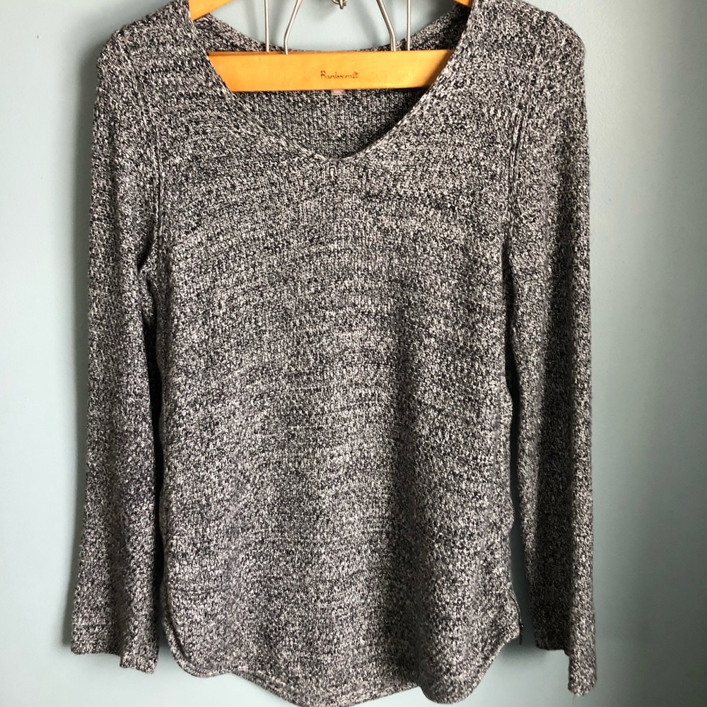 🟥SOLD🟥💰3 for $30💰 Banana Republic Long Knit Side Zipper Sweater